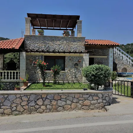 Athina Homes Holiday home *